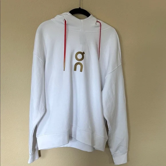 NWT On Running White Hoodie with Gold Logo and Red Drawstrings Large - Picture 2 of 8